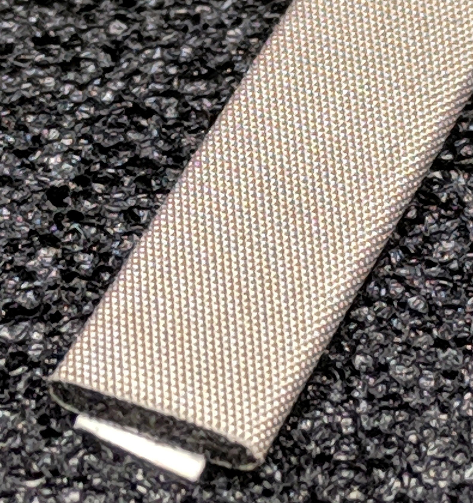 420-0070-0012SFG Fabric Over Foam Soft EMI Shielding Gasket Flat Shape 7.0mm x 1.2mm (WxH)