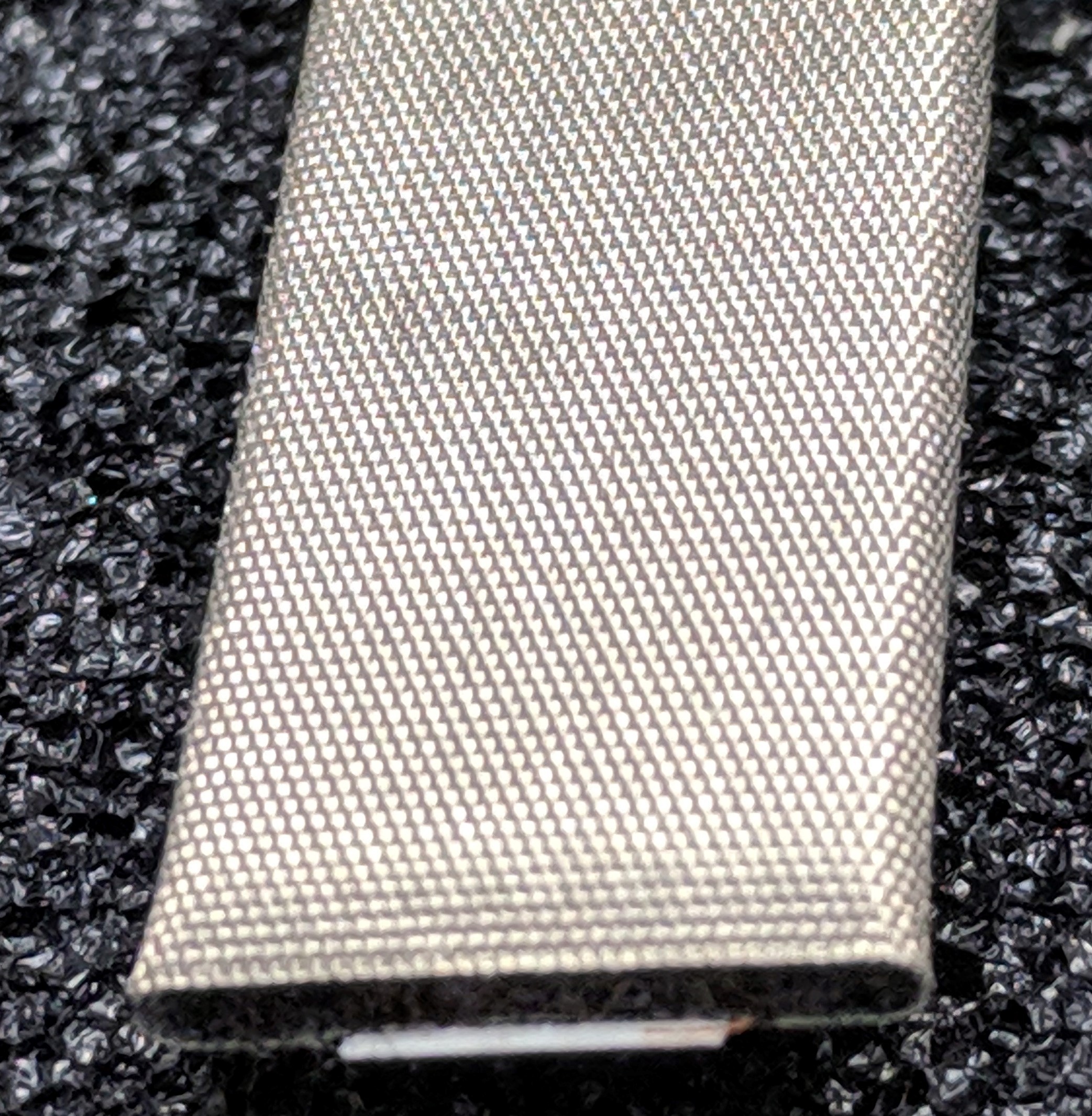 420-0102-0020SFG Fabric Over Foam Soft EMI Shielding Gasket Flat Shape 10.2mm x 2.0mm (WxH)