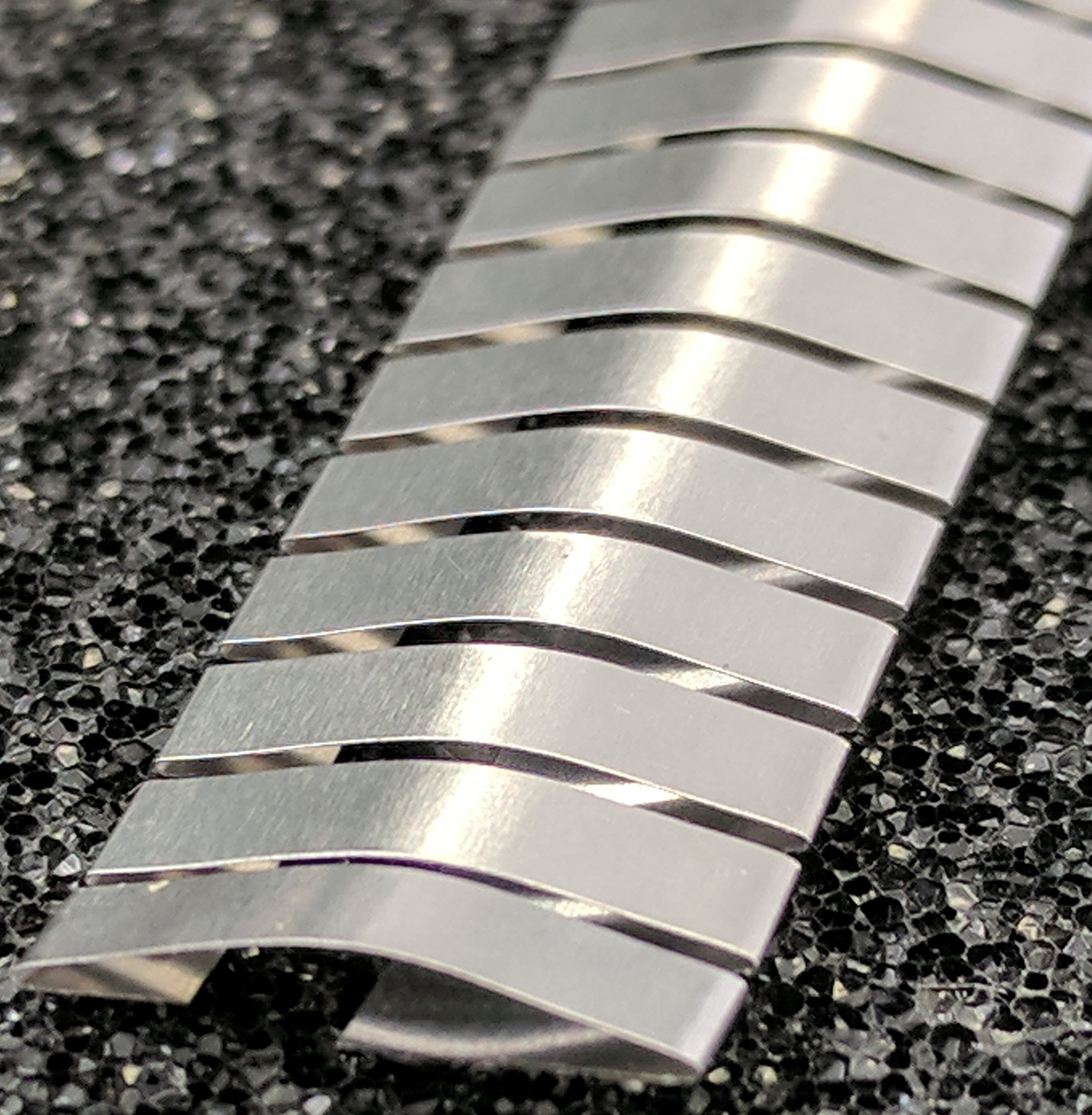 ECP 632/SS Stainless Steel Fingerstrip 11.4mm x 2.0mm (WxH)